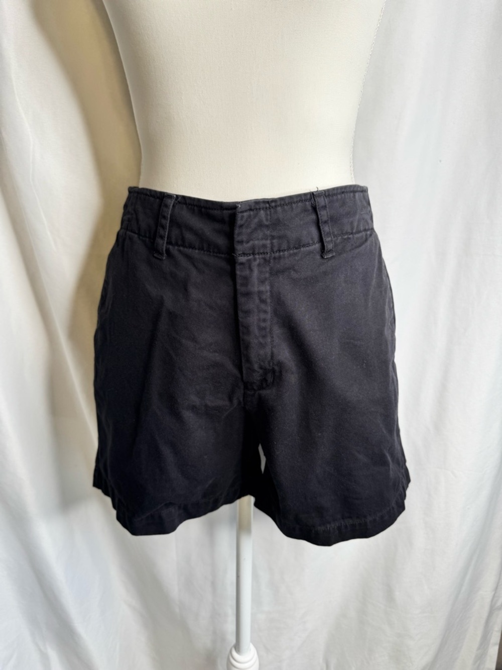 Calvin Klein Black Chino Shorts Size 2 Cotton Mid Rise Casual Classic - Picture 2 of 16